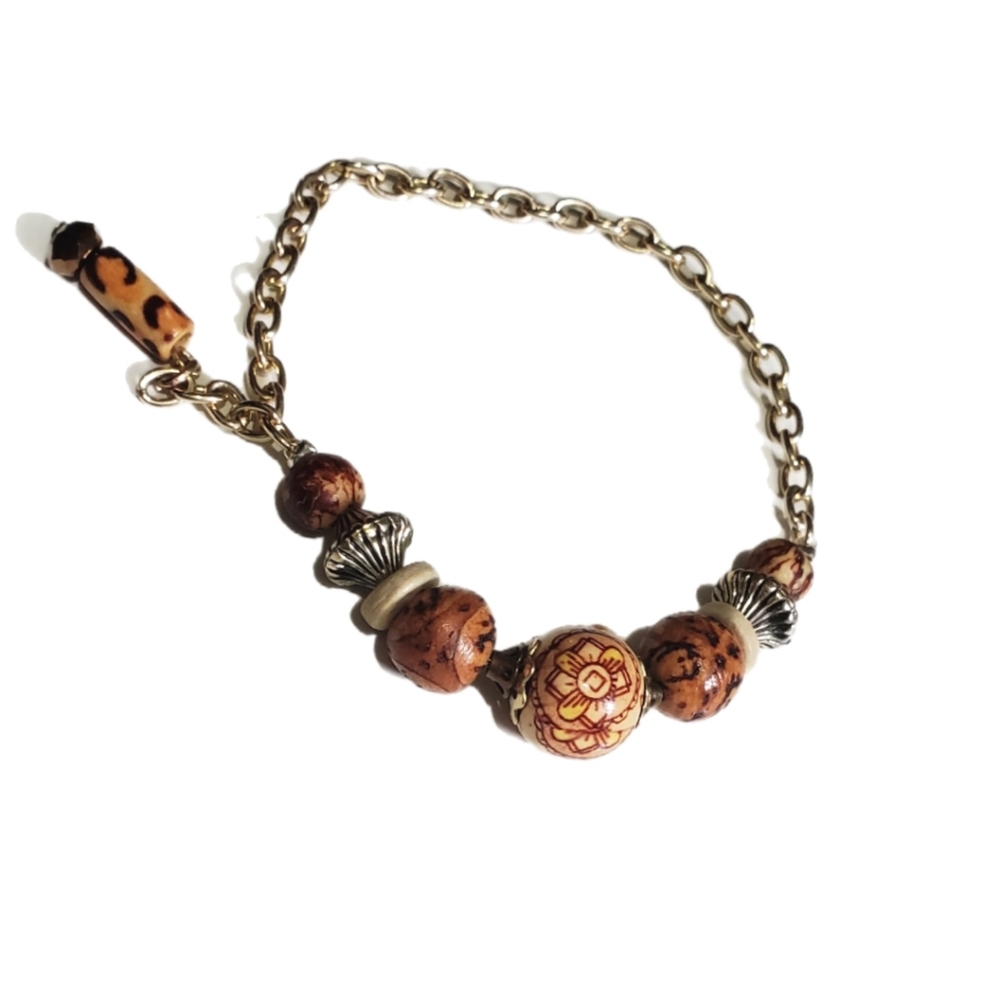 Upcycled vintage bracelet